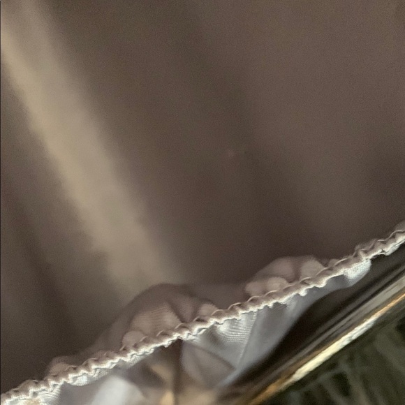 Sophisticated Silver Textured Clutch for Evening Wear - Picture 10 of 14